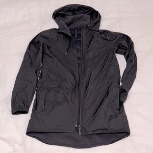 lululemon packable raincoat windbreaker with hood